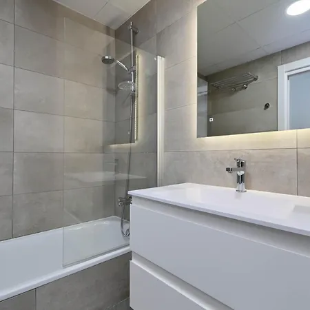 Fantastic 200mt 2bedroom アパート カルプ