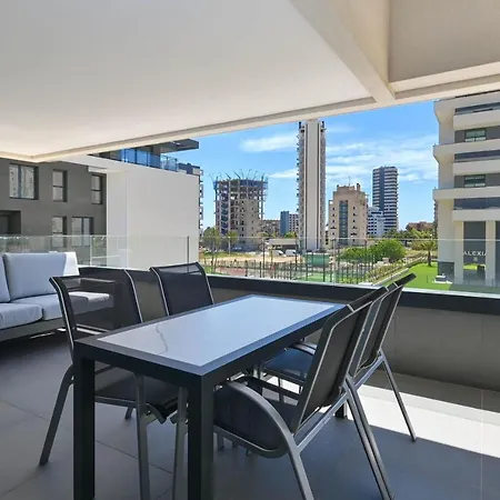 Fantastic 200mt 2bedroom * カルプ
