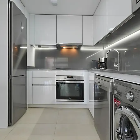 Fantastic 200mt 2bedroom アパート *
